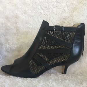 ISOLÁ  black mesh shoes